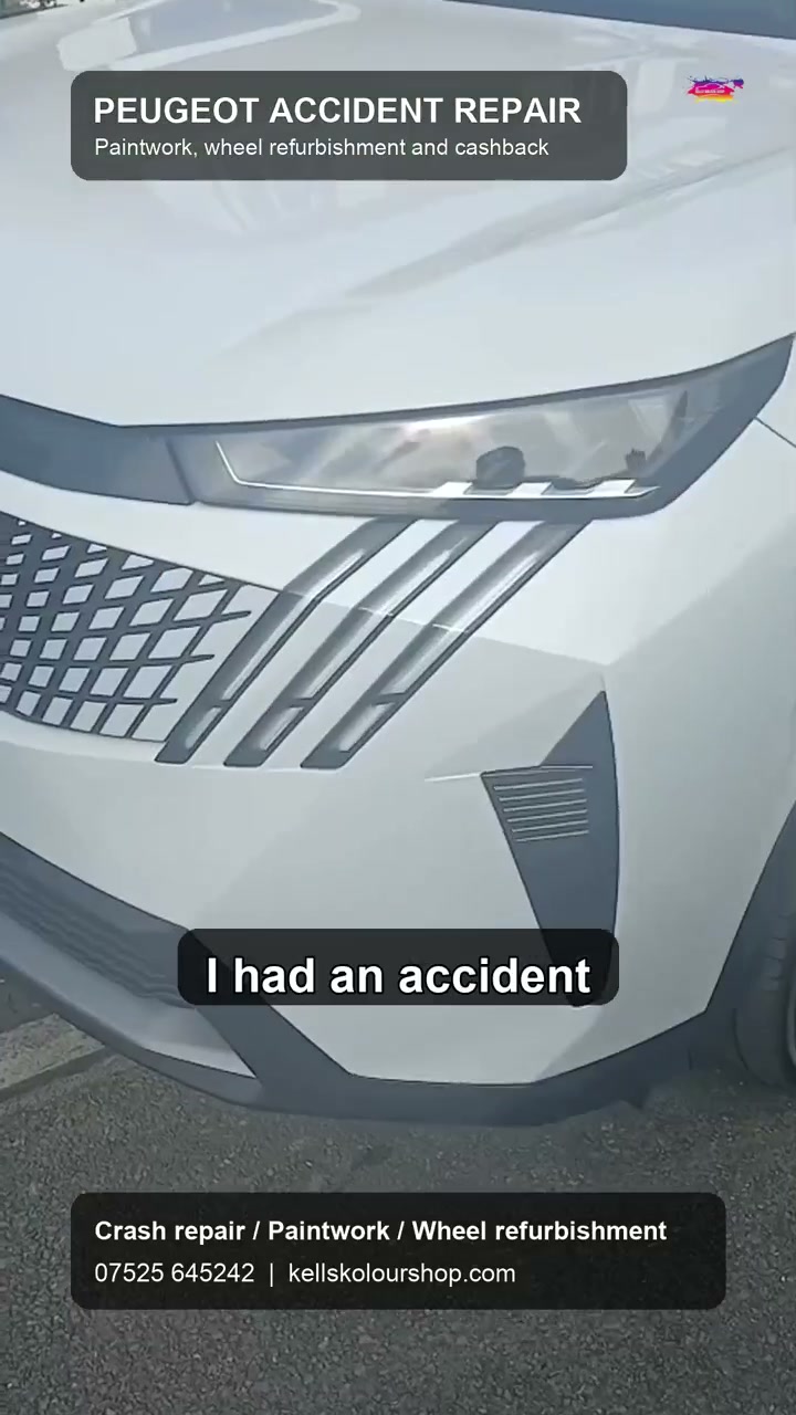 Customer with his repaired white car and cashback
